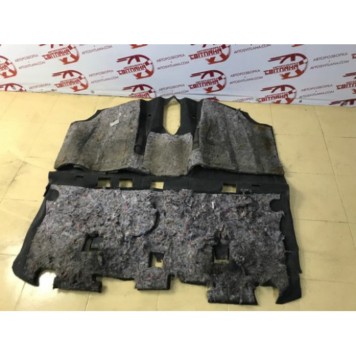 Обшивка пола Opel Combo 2001-2011 13106226